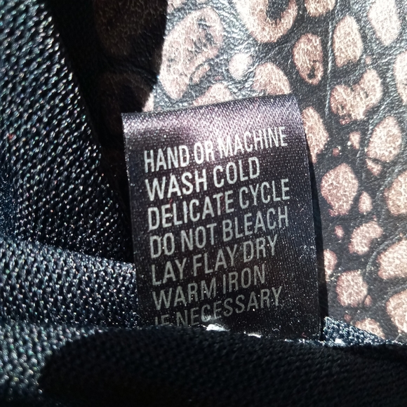 Rebecca Elliot black snap.....L - Picture 7 of 14